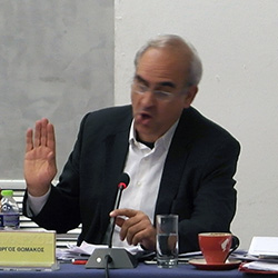 thomakos-1.jpg
