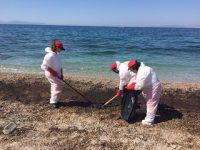 Σαμαρείτες-Διασώστες-Ναυαγοσώστες-του-Ε.Ε.Σ.-στις-επιχειρήσεις-απορρύπανσης-καθαρισμού-της-ακτής-του-Σαρωνικού-200x150.jpg