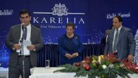 «μπόνους»-στους-εργαζόμενους-και-φέτος.-από-την-εταιρεία-προϊόντων-καπνού-Καρέλιας-200x113.jpg