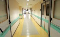 ακτινοθεραπείες-13-χιλ.-καρκινοπαθείς-λόγω-έλλειψης-μηχανημάτων-200x123.jpg