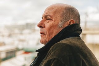 Βασίλης-Παπαβασιλείου-συναντά-τον-Ιωάννη-Καποδίστρια-Θέατρο-Τέχνης-Καρόλου-Κουν.jpg