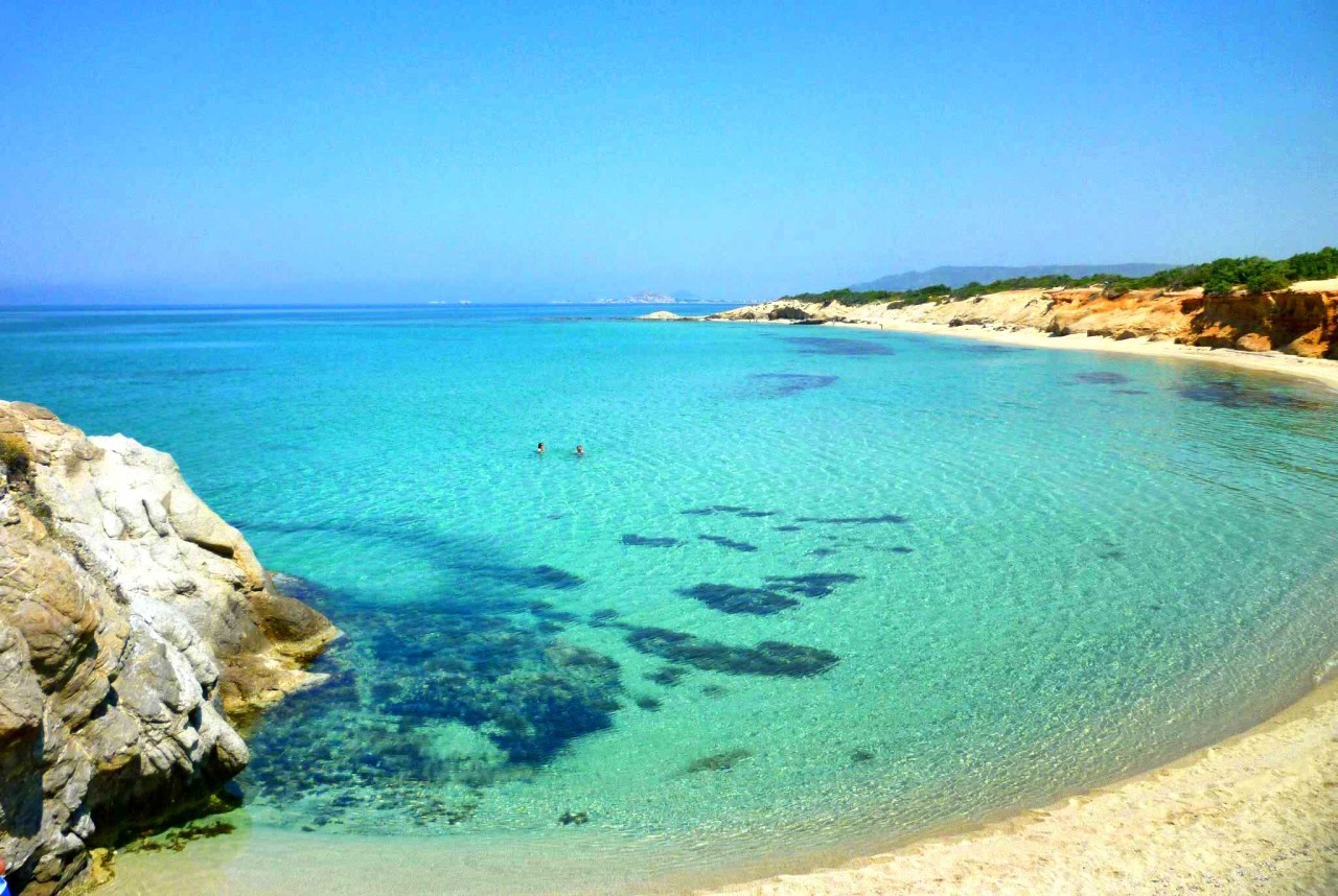 alyko-beach_in_naxos-1280x858