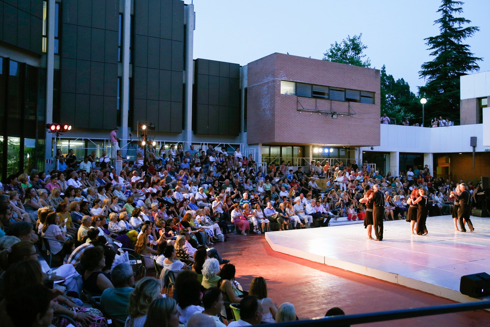 66187739_2344572762296068_973245043882065920_o