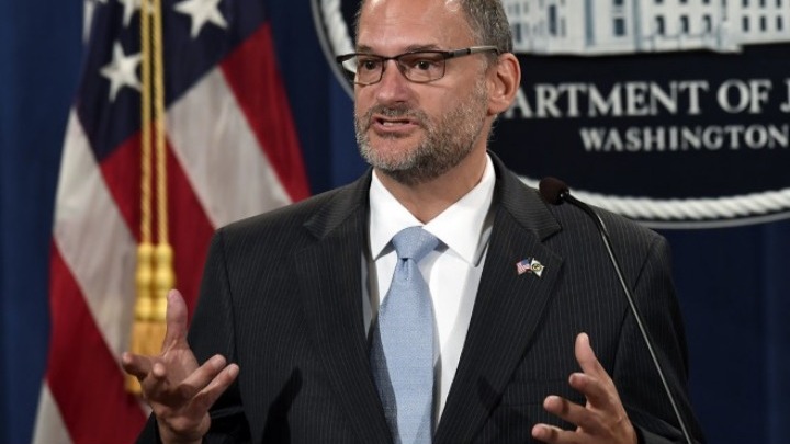 w19-231723hughhurwitz