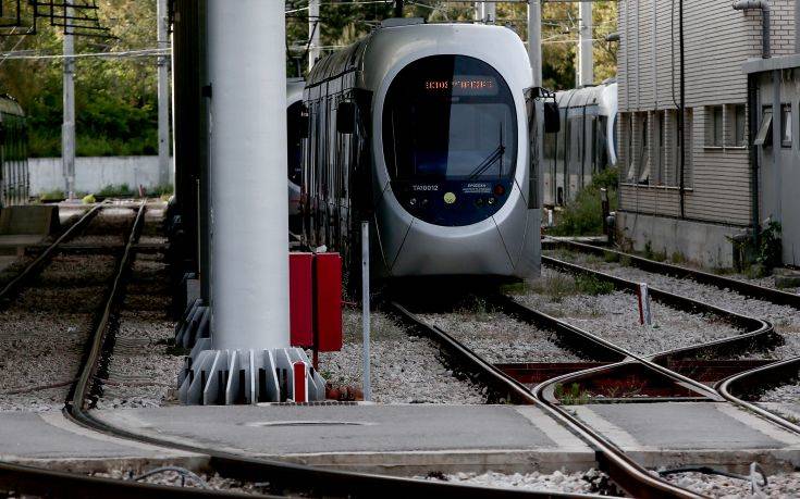 ÓÔÁÓÇ ÅÑÃÁÓÉÁÓ ÓÔÁ ÔÑÁÌ