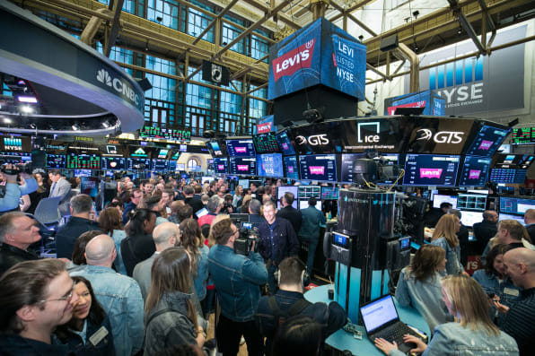 i-1-levi-strauss-ipos-at-nyse