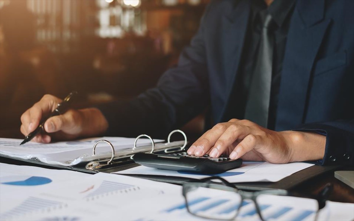 liksiprothesmes-ofeiles-xrimata-kompiouteraki-logistis-forologia-logistes