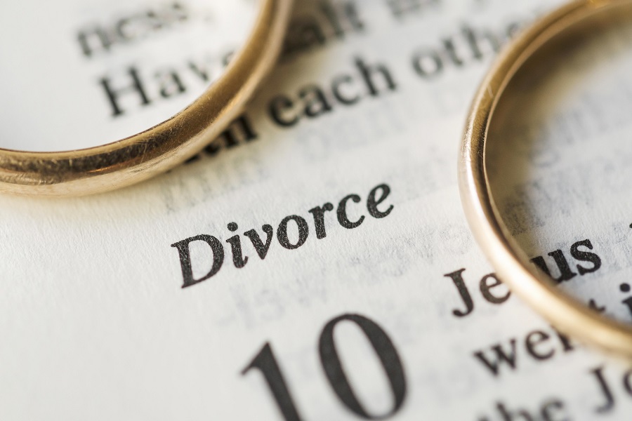 Que-se-passe-t-il-pendant-le-delai-entre-lassignation-en-divorce-et-le-jugement