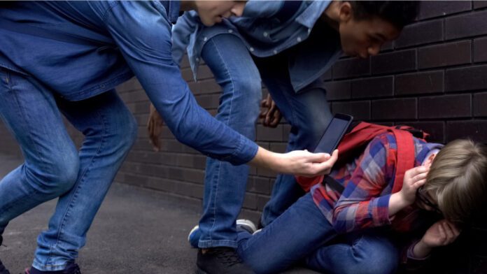 cyberbullying-facetoface-bullying